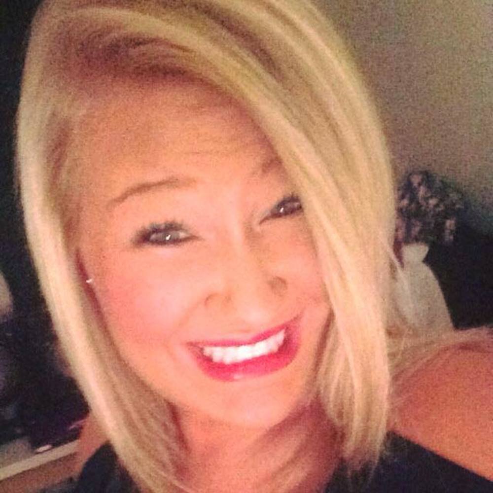 Meet your Posher, Dana